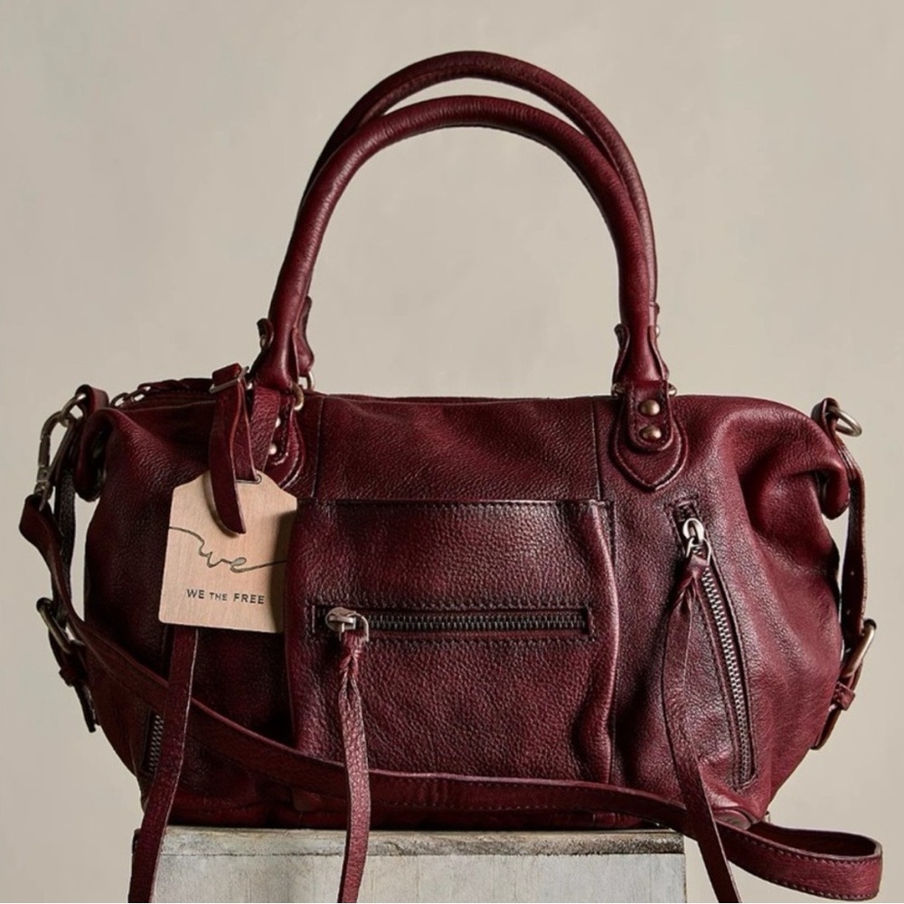 We The Free People ✨RED ROCK✨ baby Emerson bag
